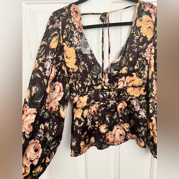 OLIVACEOUS floral top peplum NWT size Large - Picture 3 of 16